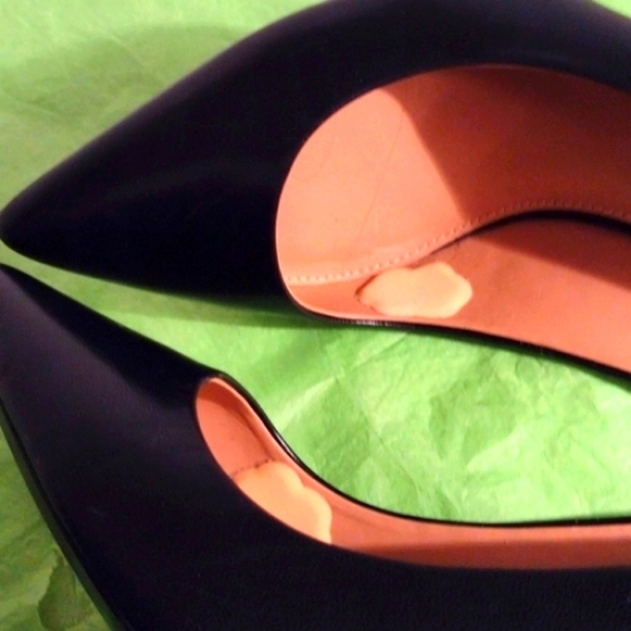 Calvin Klein Signature Stiletto Heels 👠 NWT - Picture 7 of 12